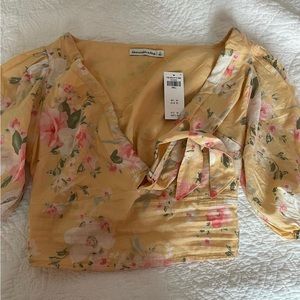Abercrombie & Fitch Blouse